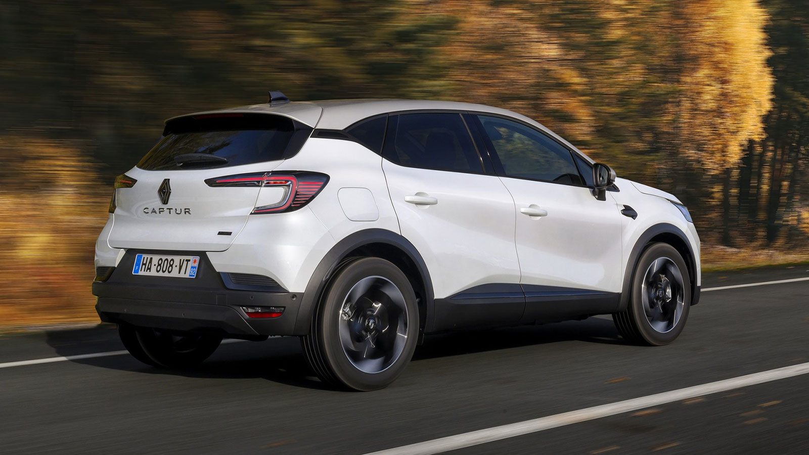 Ford Puma 125 PS VS Renault Captur 90 PS
